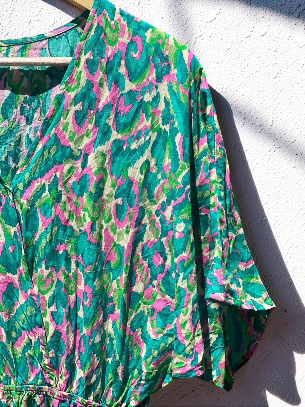 Cupshe Colorful Abstract Print V-Neck Romper Size Small - Picture 3 of 11